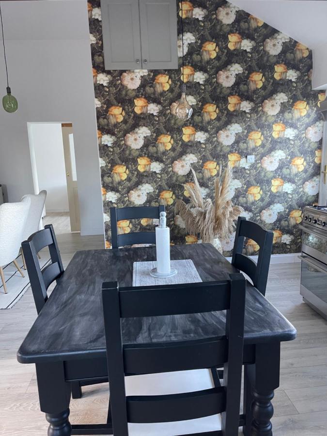 Cosy Apartment With Fire Stove Athlone Esterno foto